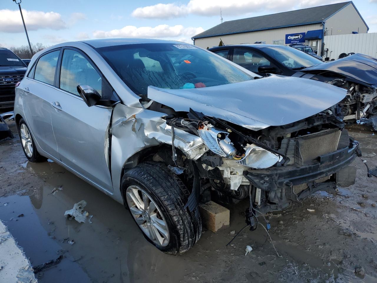 2013 Hyundai Elantra - Image 4