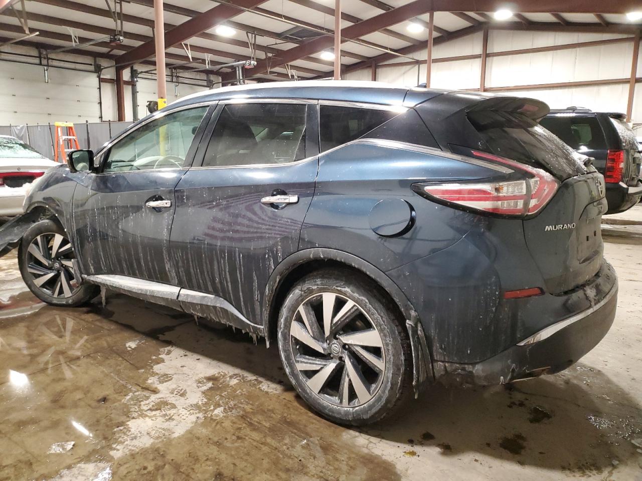 2016 Nissan Murano - Image 2
