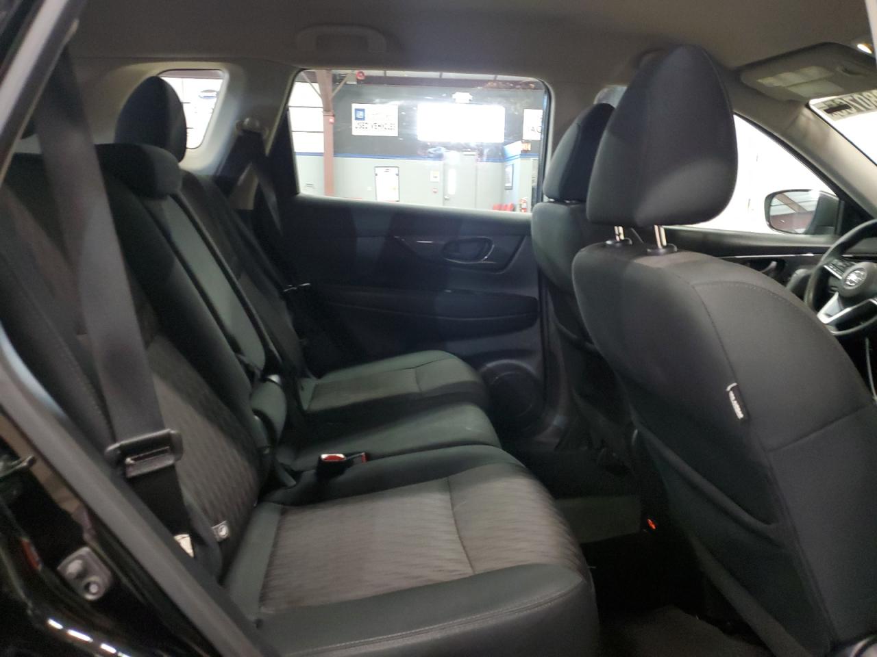 2020 Nissan Rogue - Image 11
