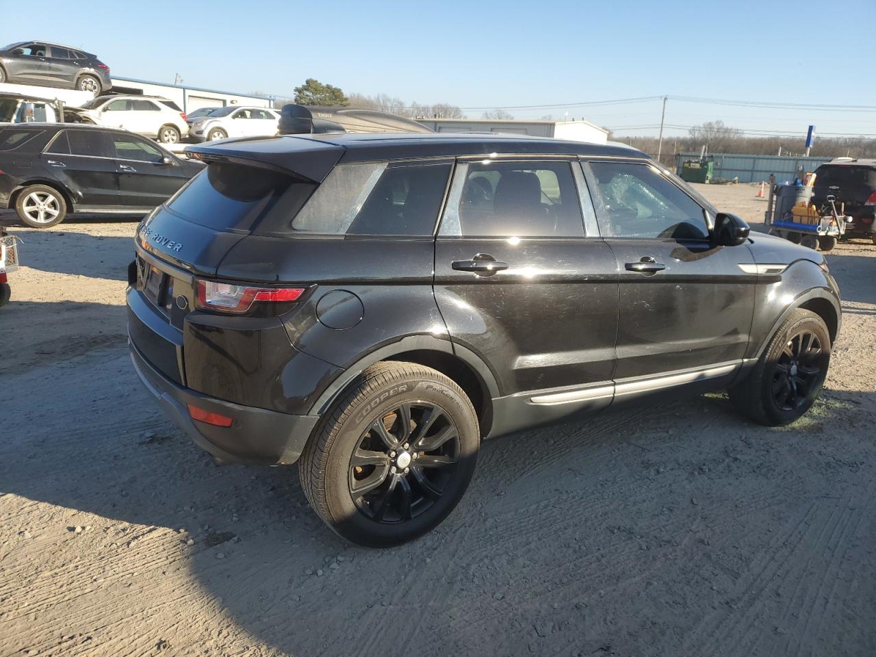 2017 Land Rover Range Rover - Image 3