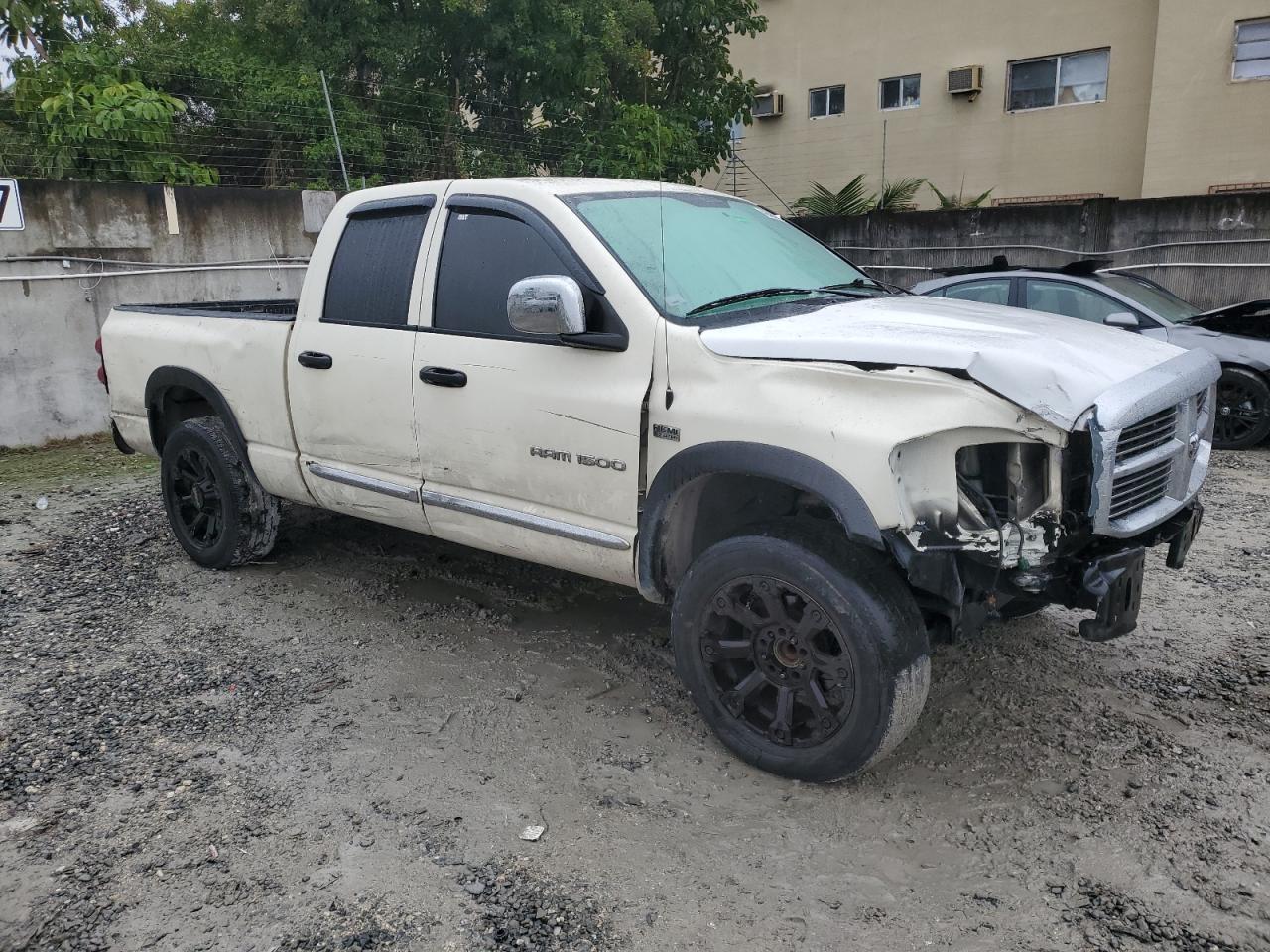 2007 Dodge RAM - Image 4