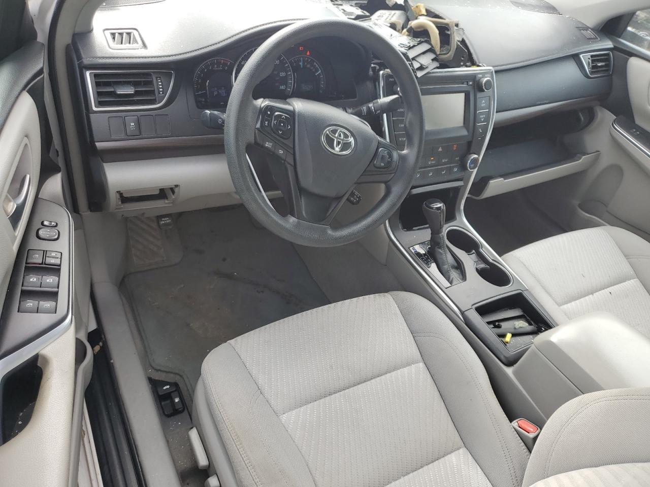 2015 Toyota Camry - Image 8