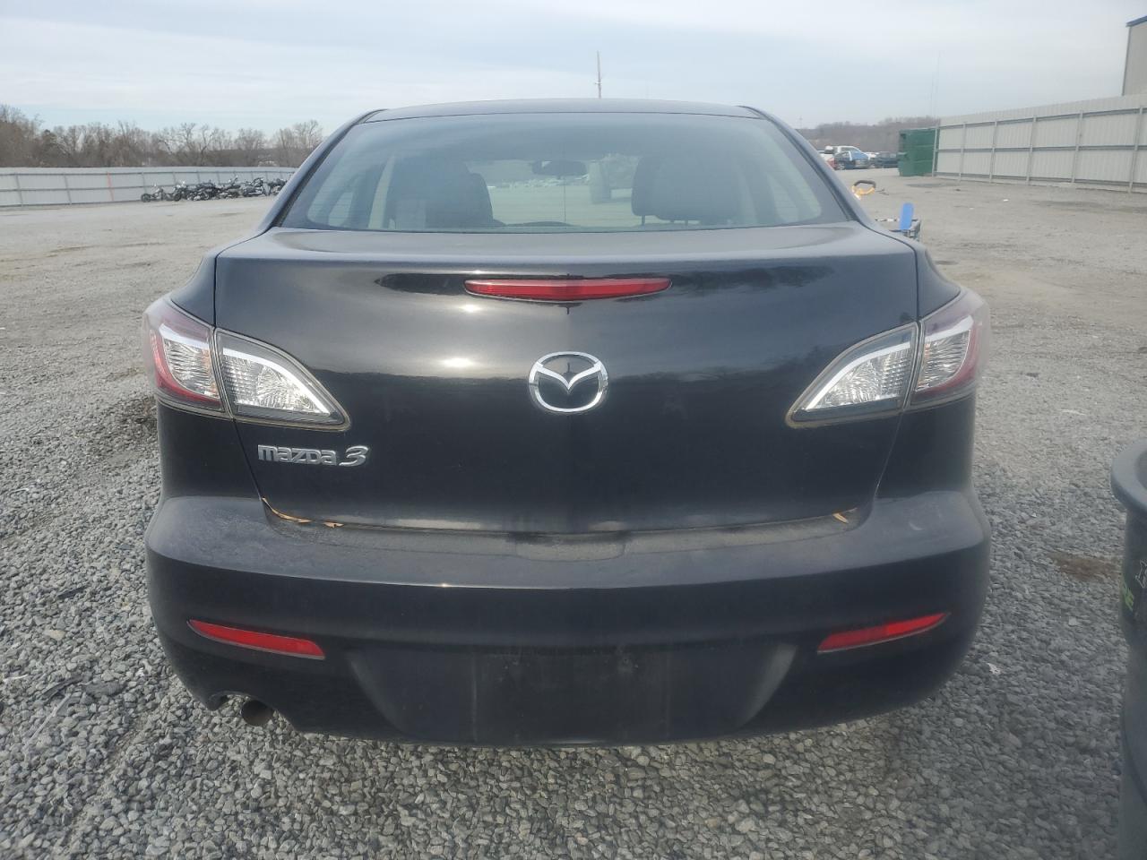 2012 Mazda 3 - Image 6
