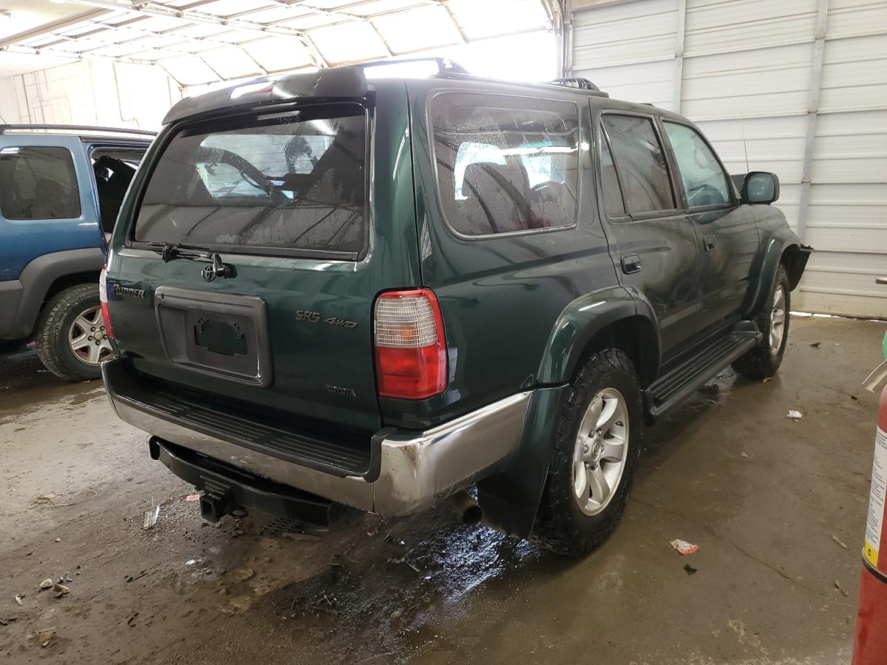 2000 Toyota 4Runner - Image 3