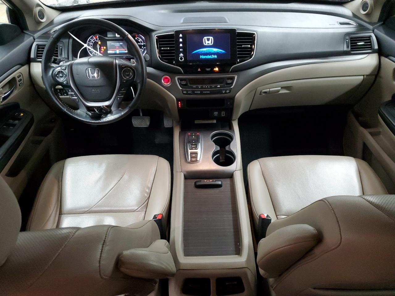 2022 Honda Ridgeline - Image 8
