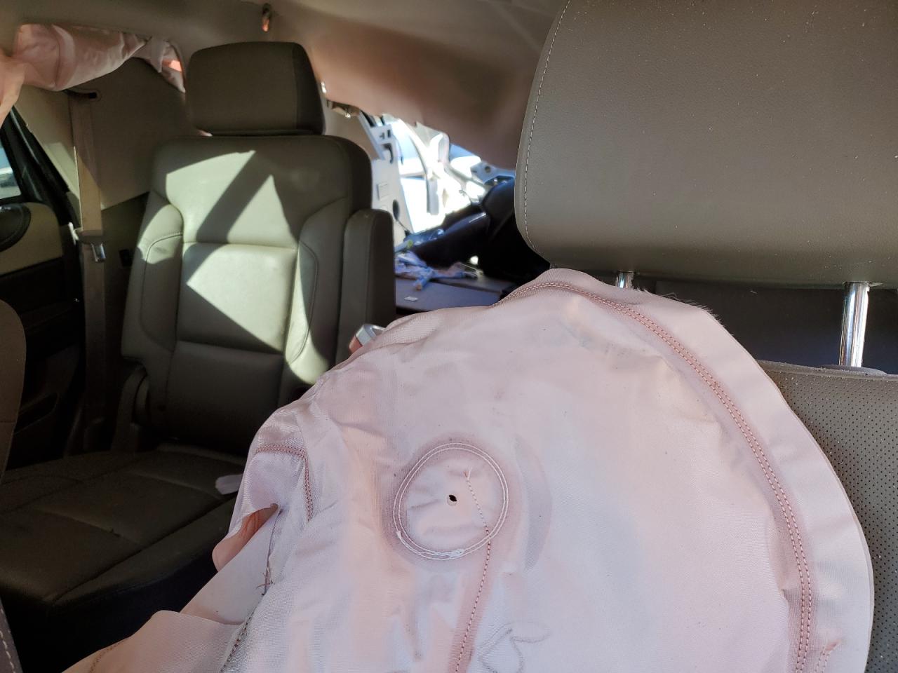 2015 Chevrolet Tahoe - Image 10