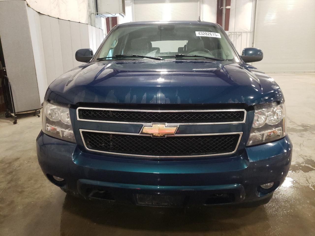 2007 Chevrolet Suburban - Image 5