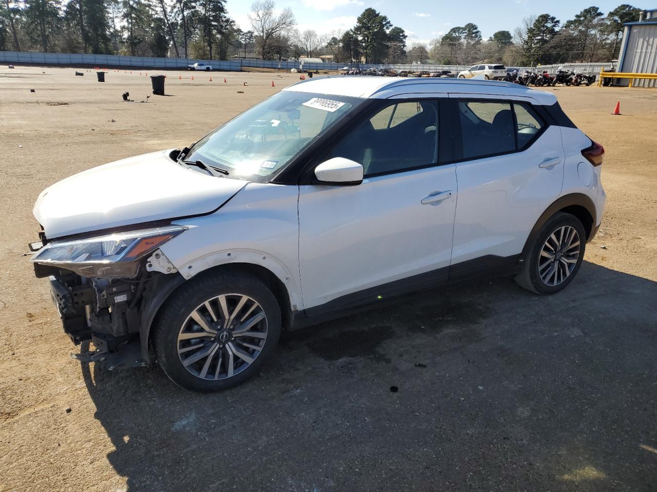 2022 Nissan Kicks - Image 1