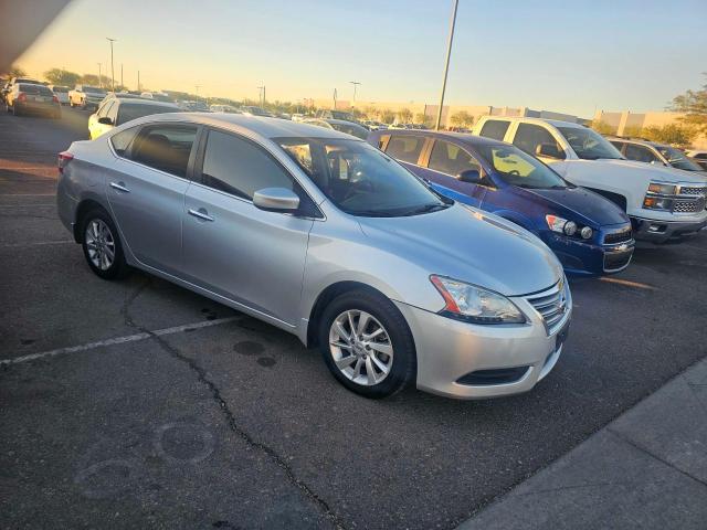 Sedans NISSAN SENTRA 2015 Srebrny