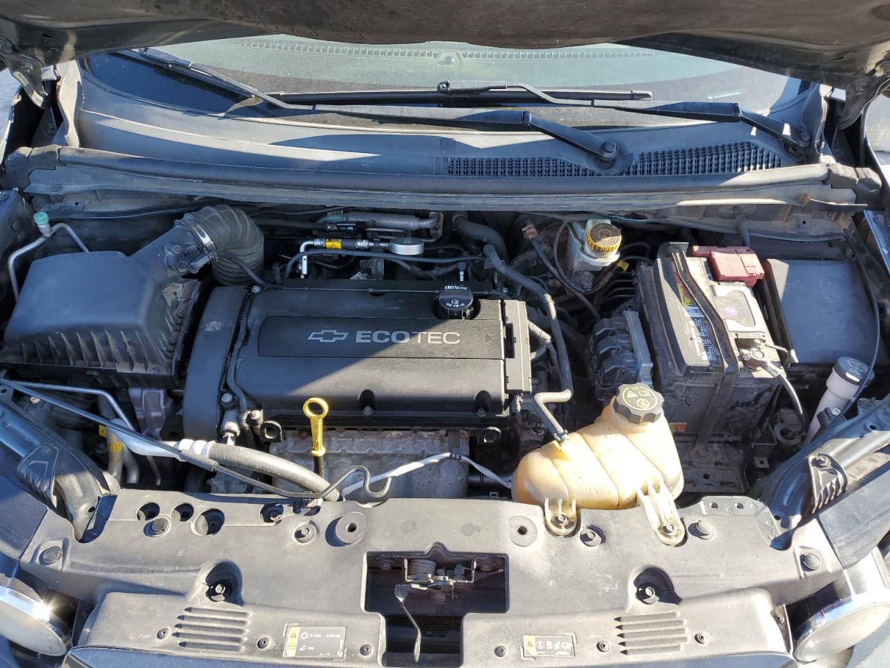 2016 Chevrolet Sonic - Image 13