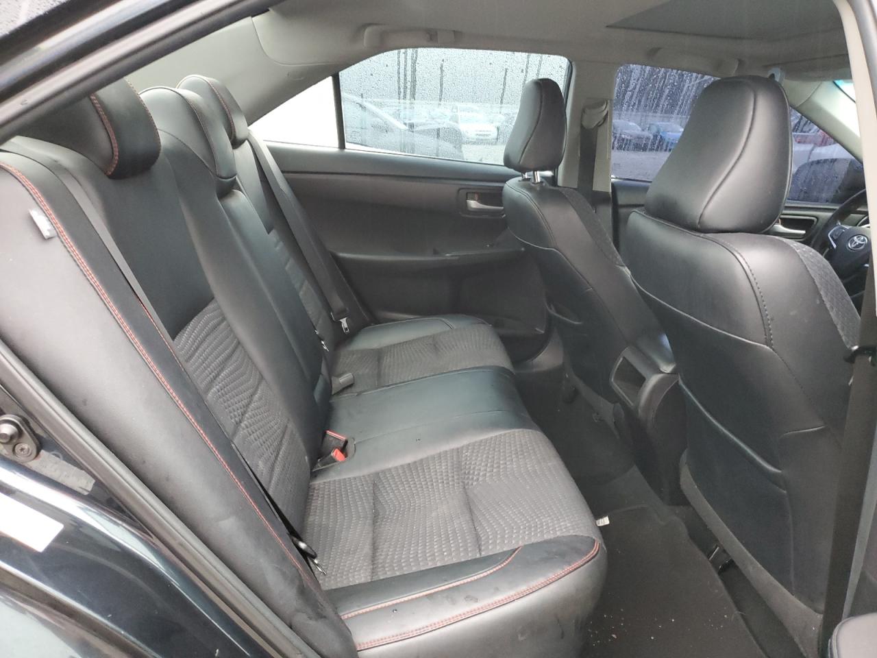 2015 Toyota Camry - Image 10