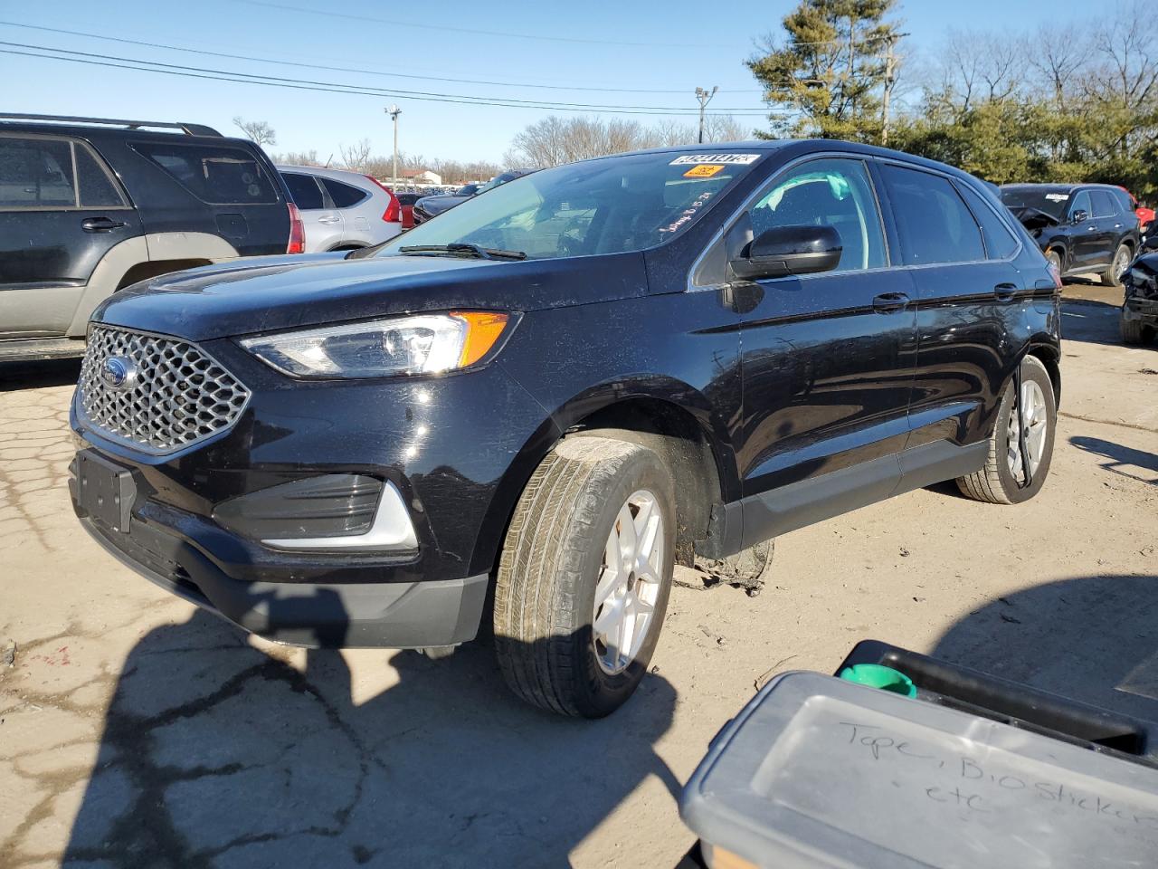 2023 Ford Edge - Image 1