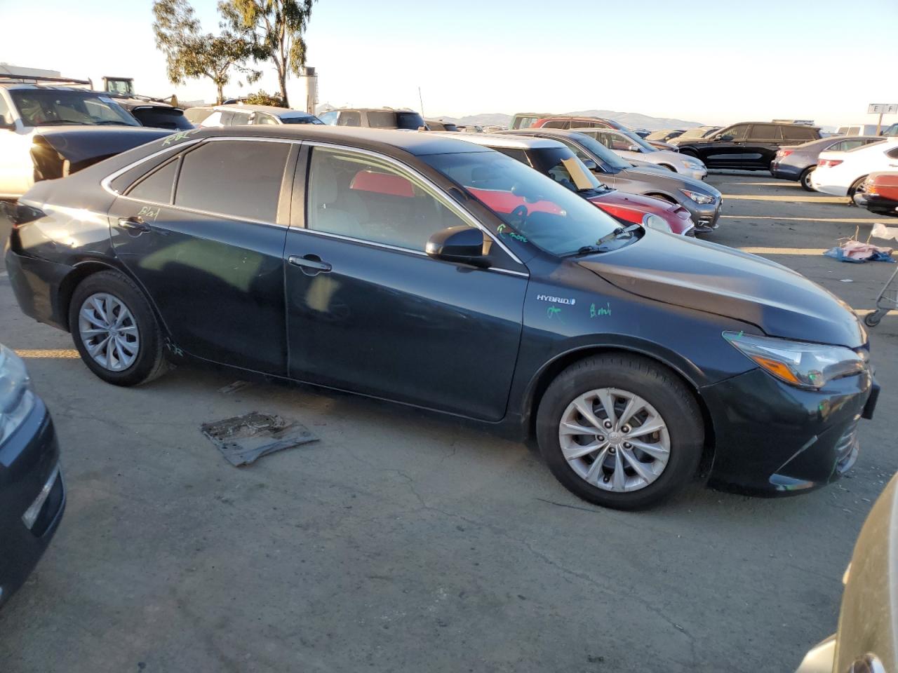 2017 Toyota Camry - Image 4