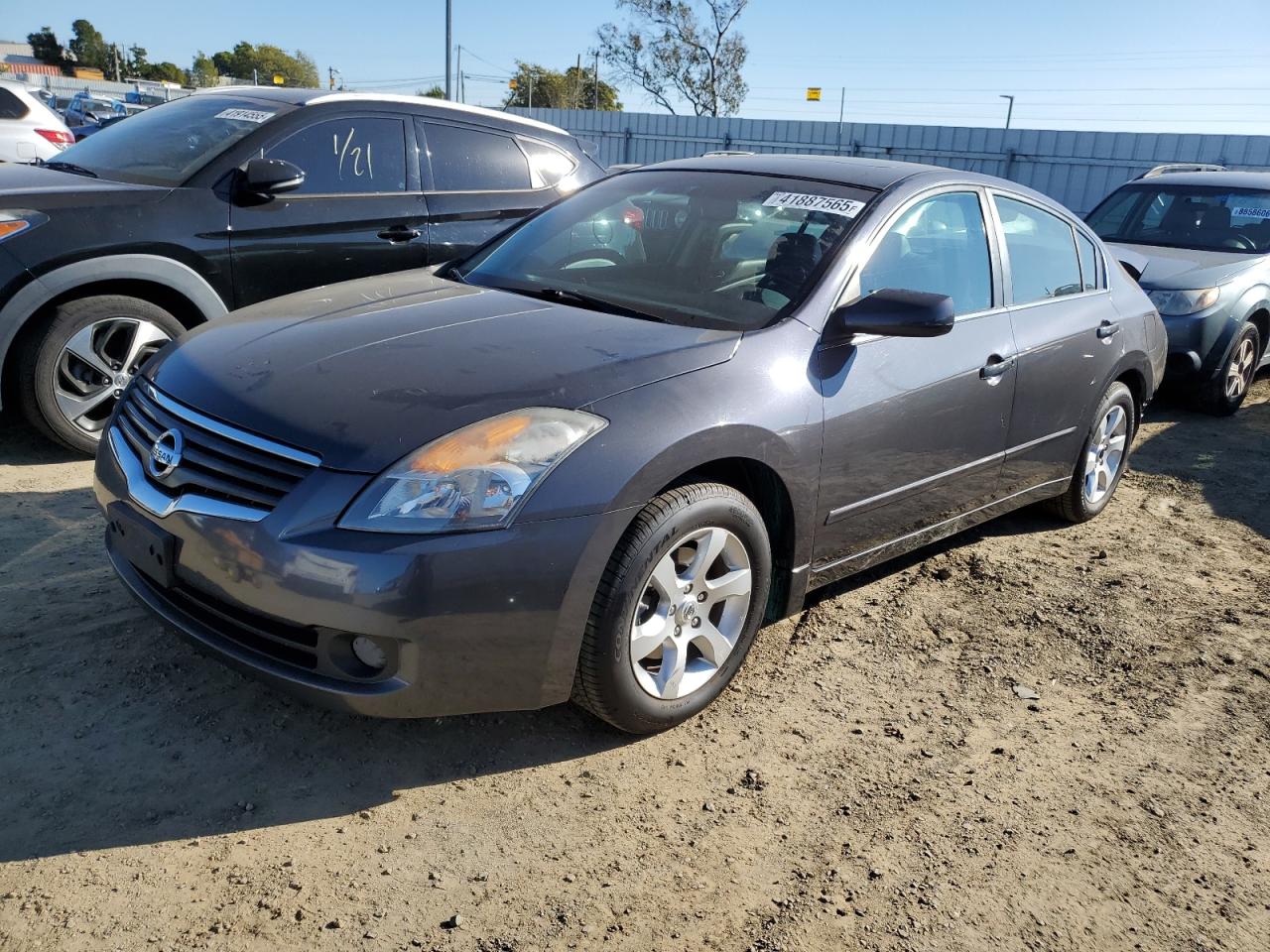 2009 Nissan Altima - Image 1