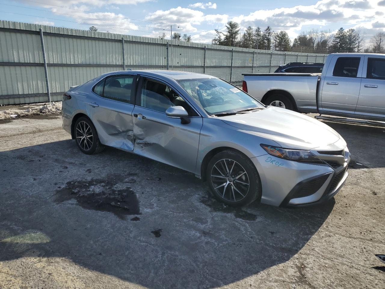 2022 Toyota Camry - Image 4