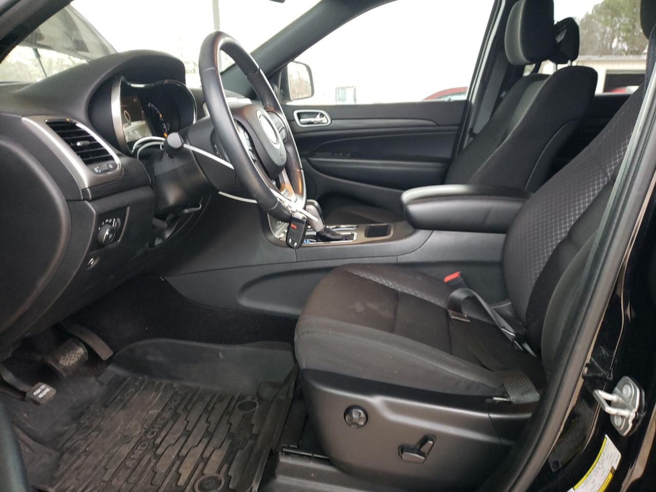 2019 Jeep Grand Cherokee - Image 7