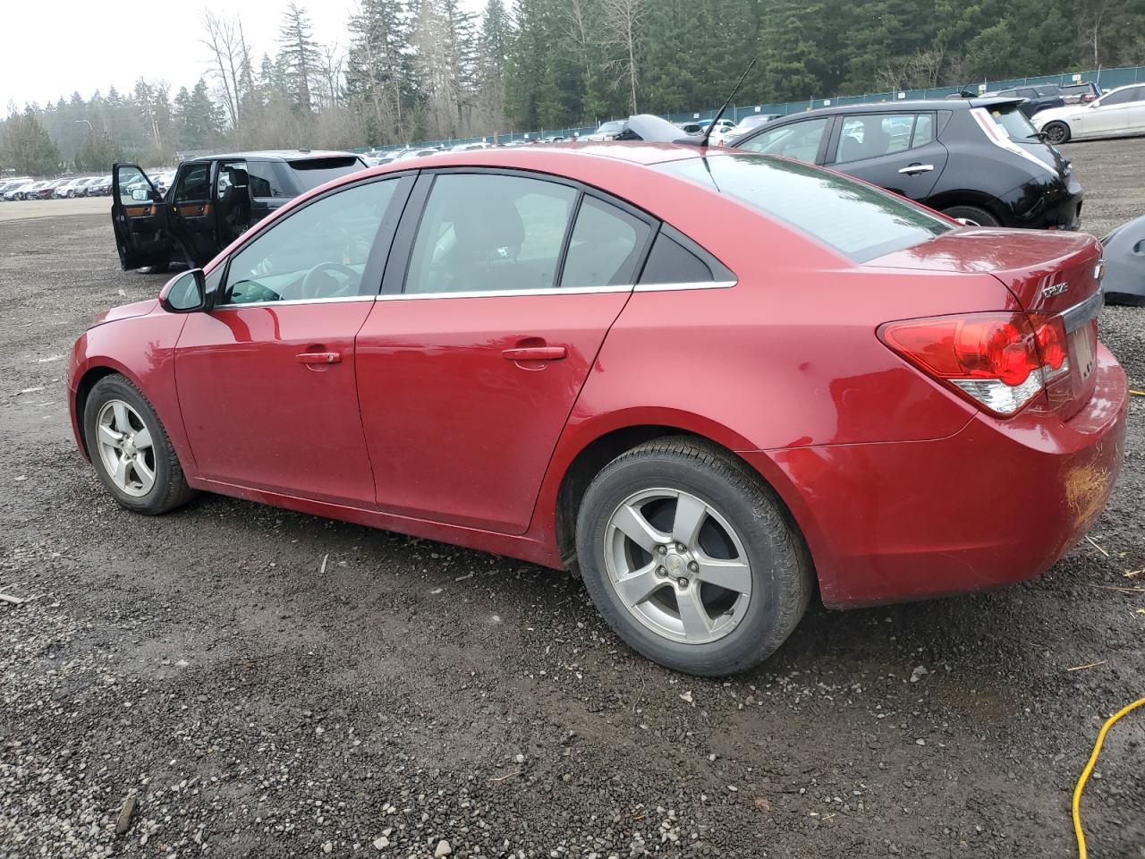 VIN 1G1PC5SB2D7121376 2013 CHEVROLET CRUZE no.2