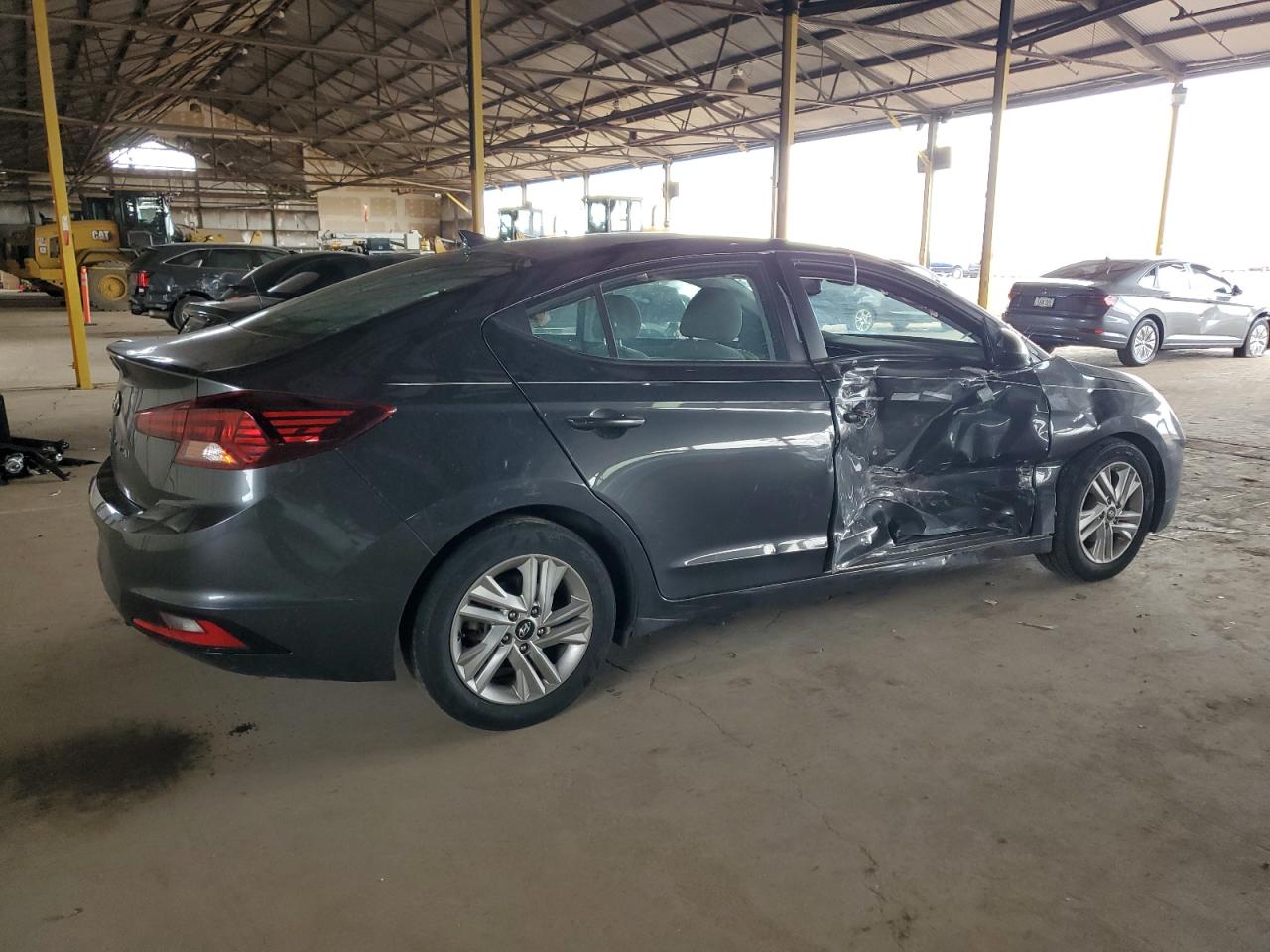 2020 Hyundai Elantra - Image 3
