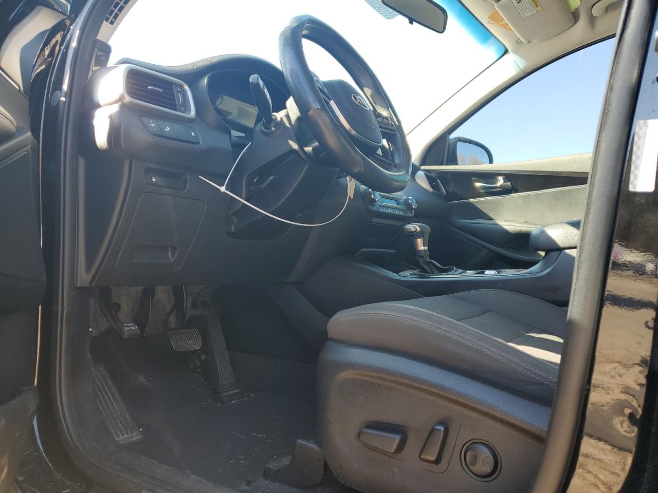 2019 Kia Sorento - Image 7