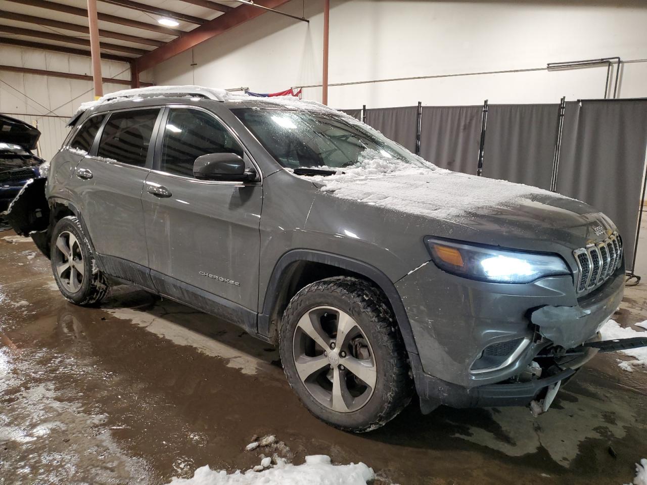 2020 Jeep Grand Cherokee - Image 4