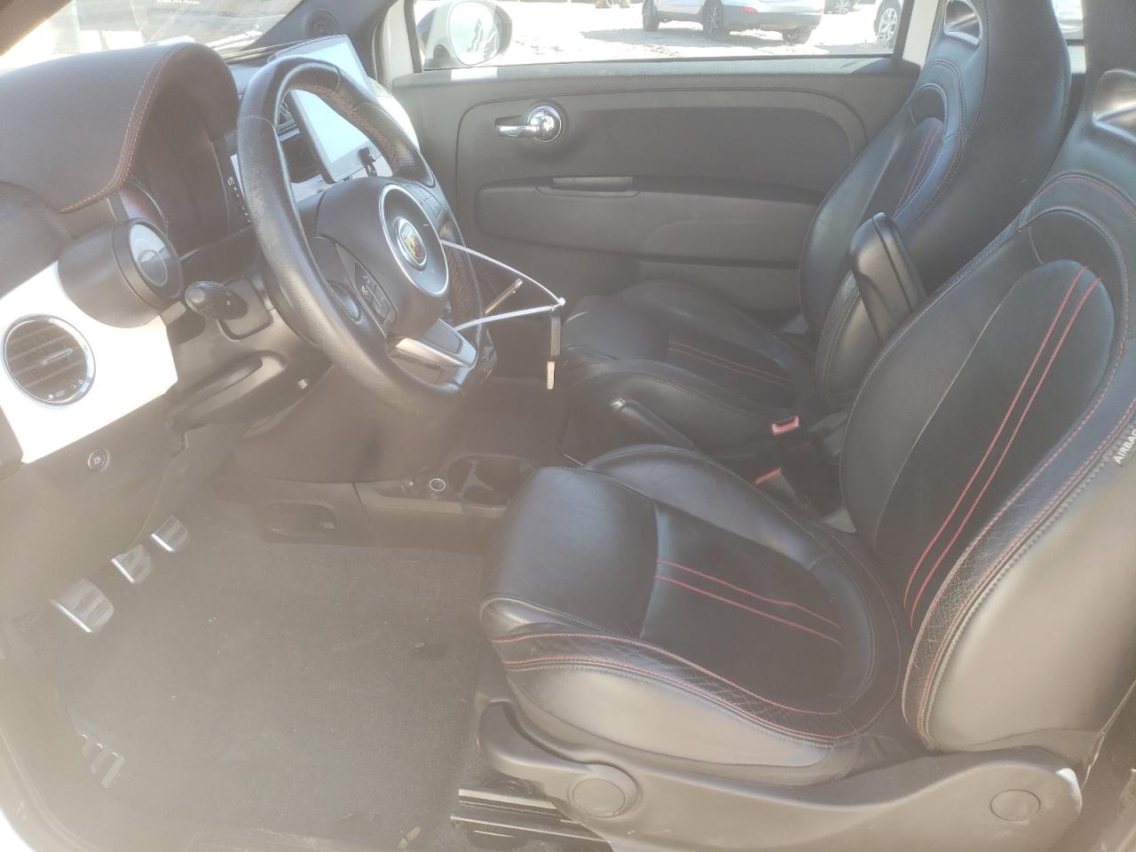 2013 Fiat 500 - Image 7