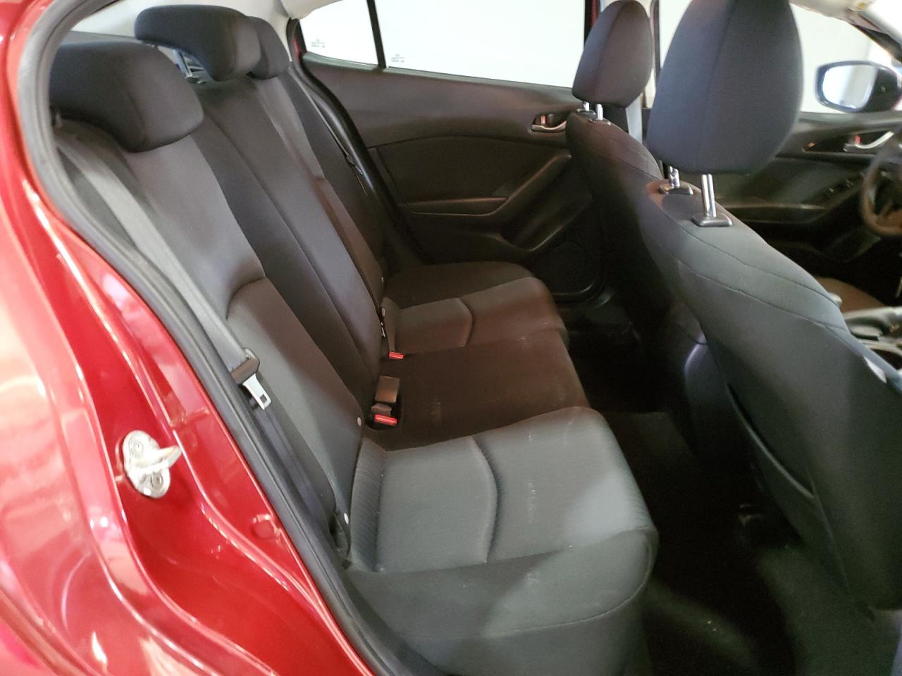 2016 Mazda 3 - Image 11