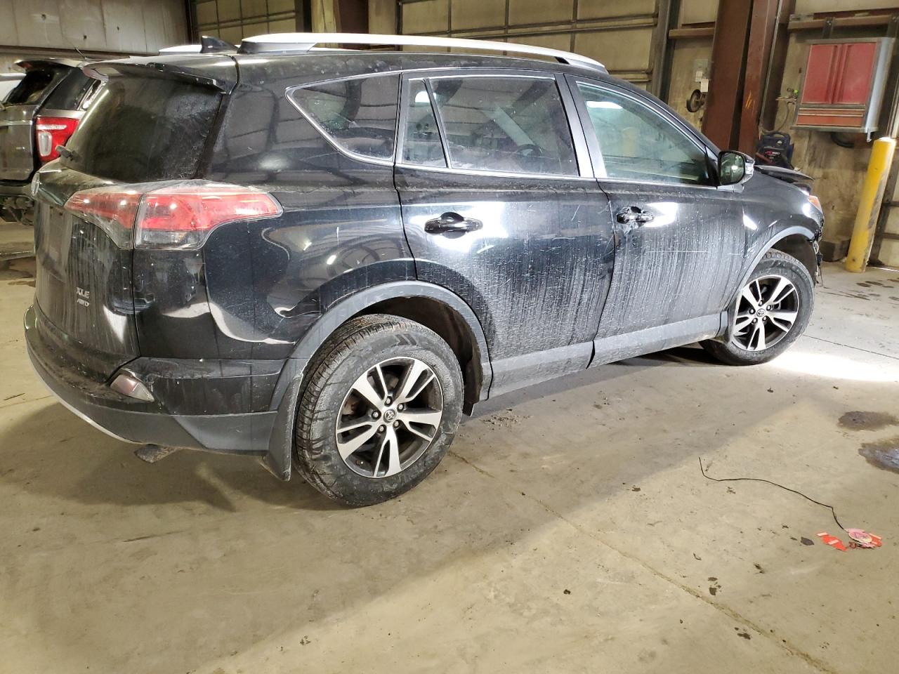 2016 Toyota RAV 4 - Image 3