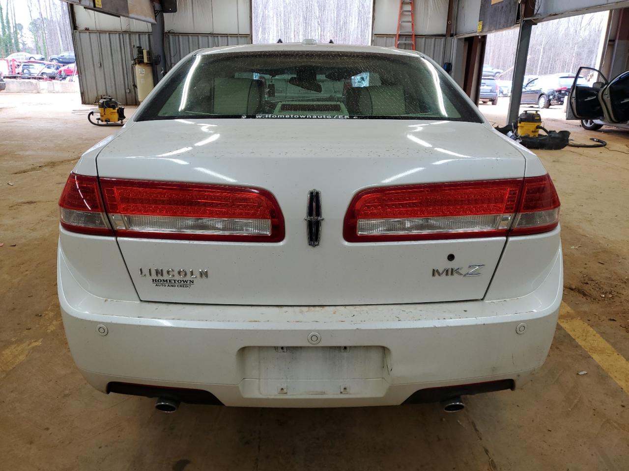 2011 Lincoln MKZ - Image 6