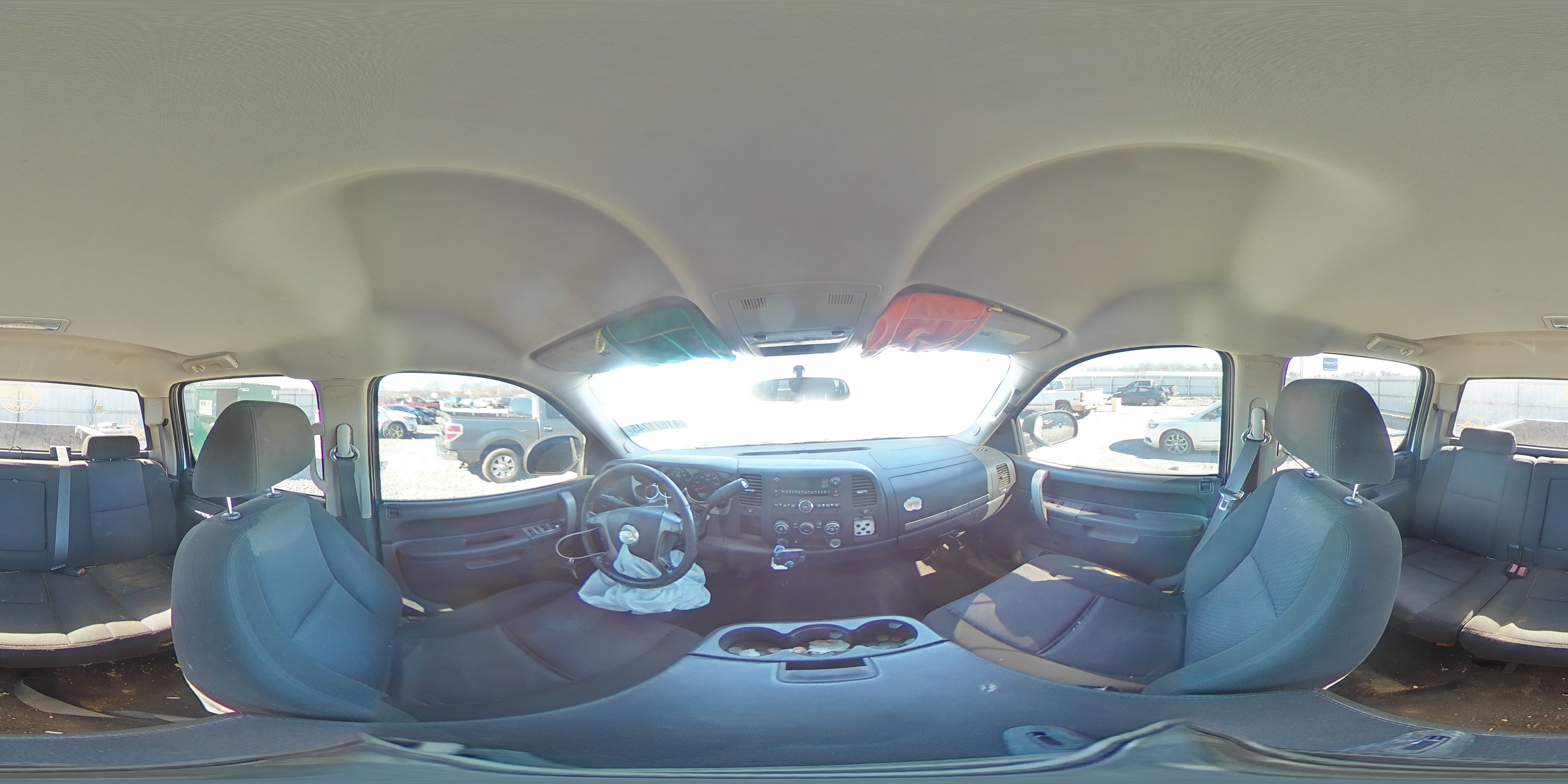 2011 Chevrolet Silverado - Image 13