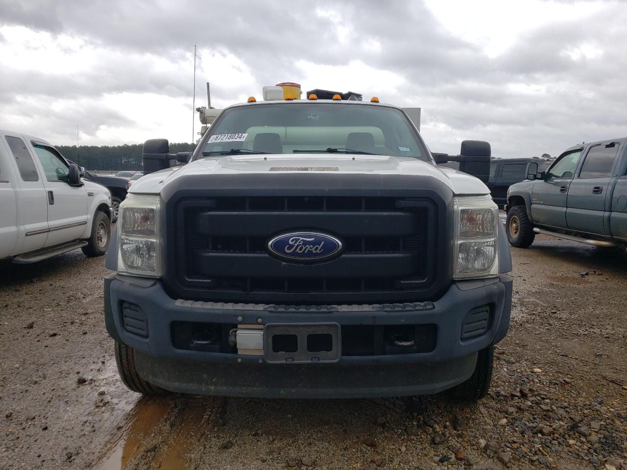 2013 Ford F450 - Image 5