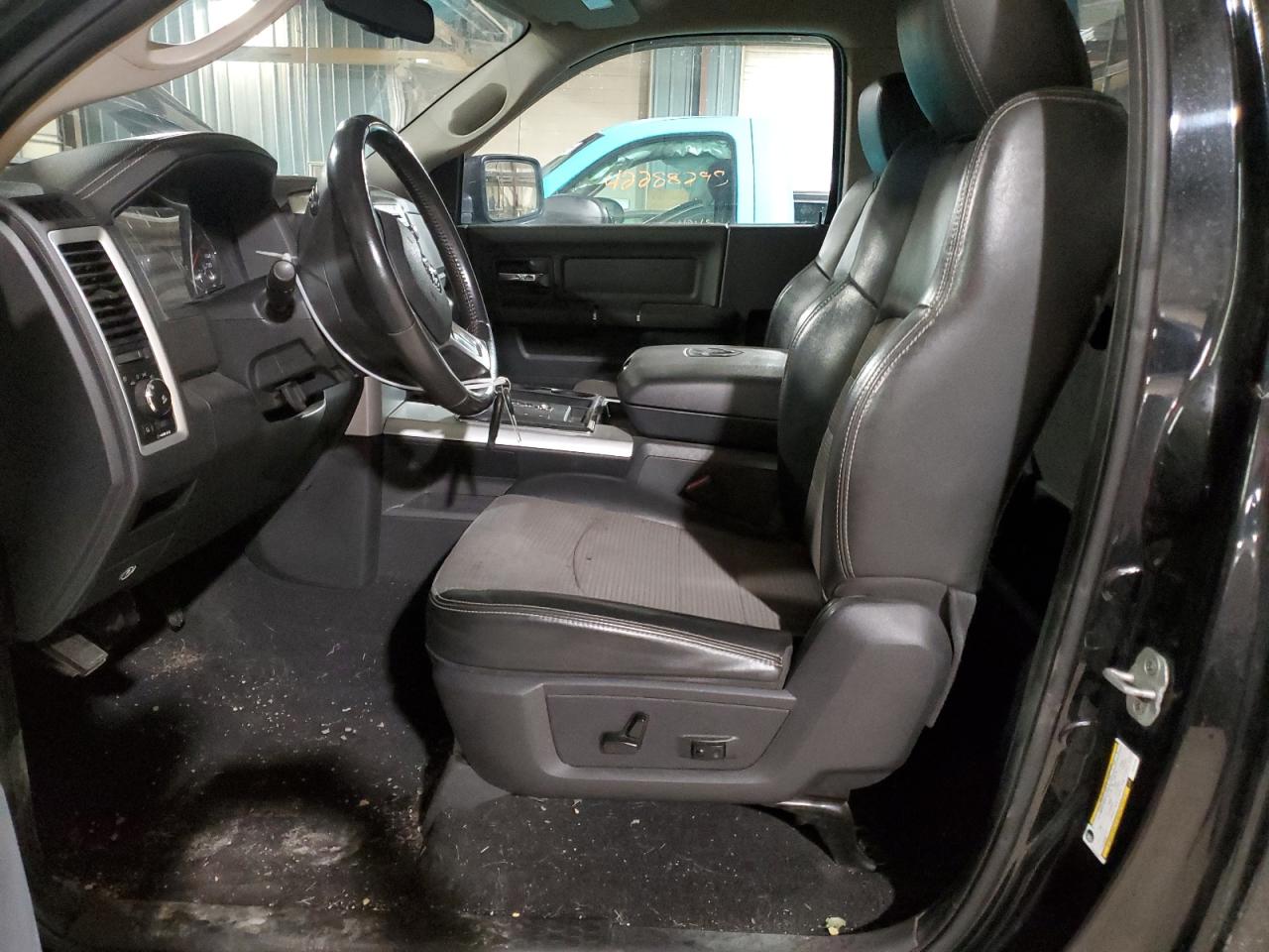 2010 Dodge RAM - Image 7