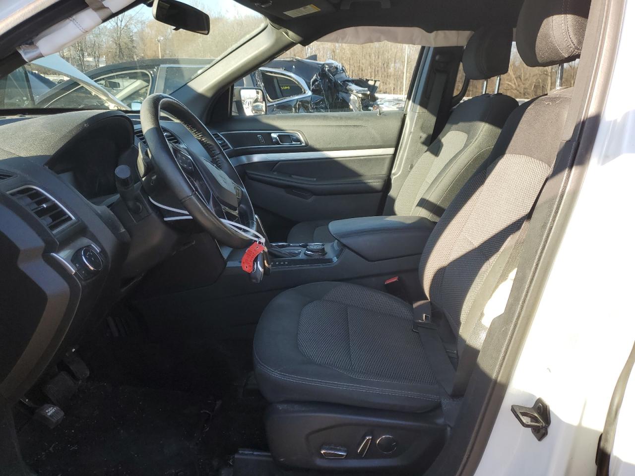 2017 Ford Explorer - Image 7