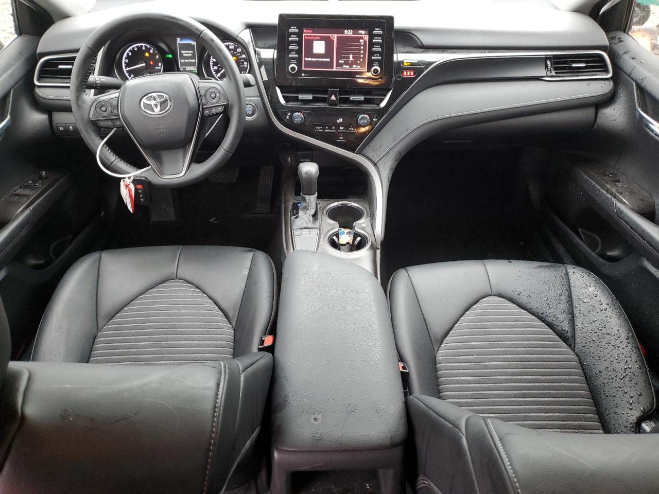 2022 Toyota Camry - Image 8