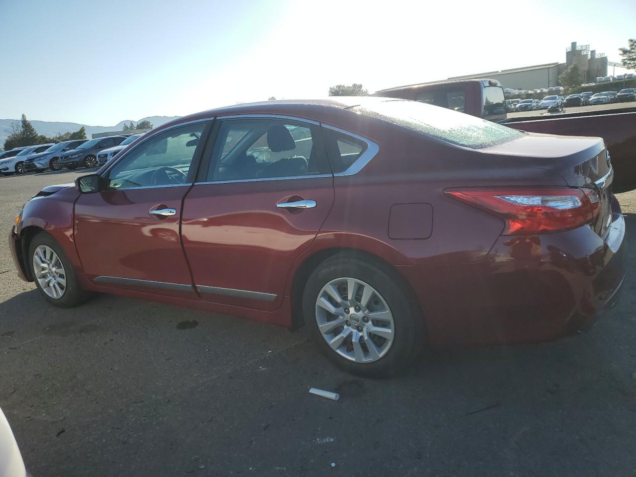 2017 Nissan Altima - Image 2
