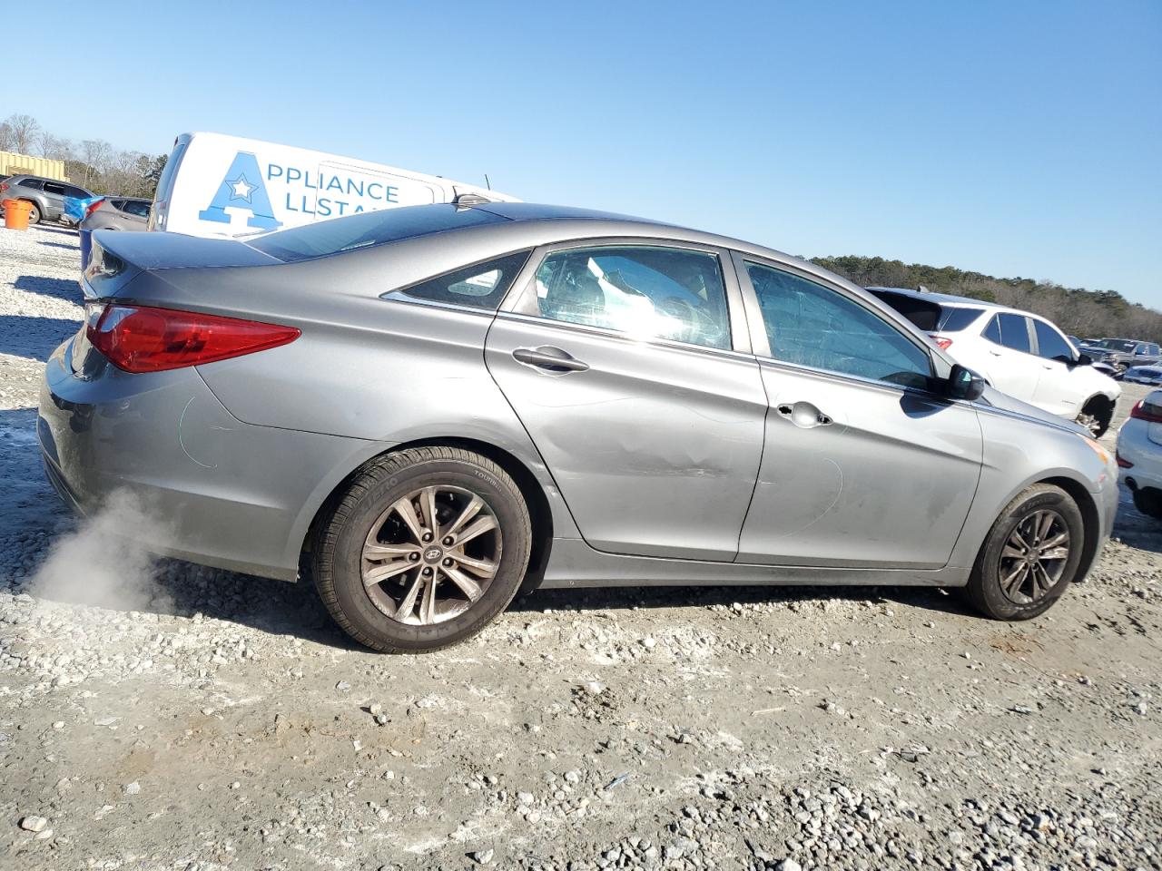 2013 Hyundai Sonata - Image 3
