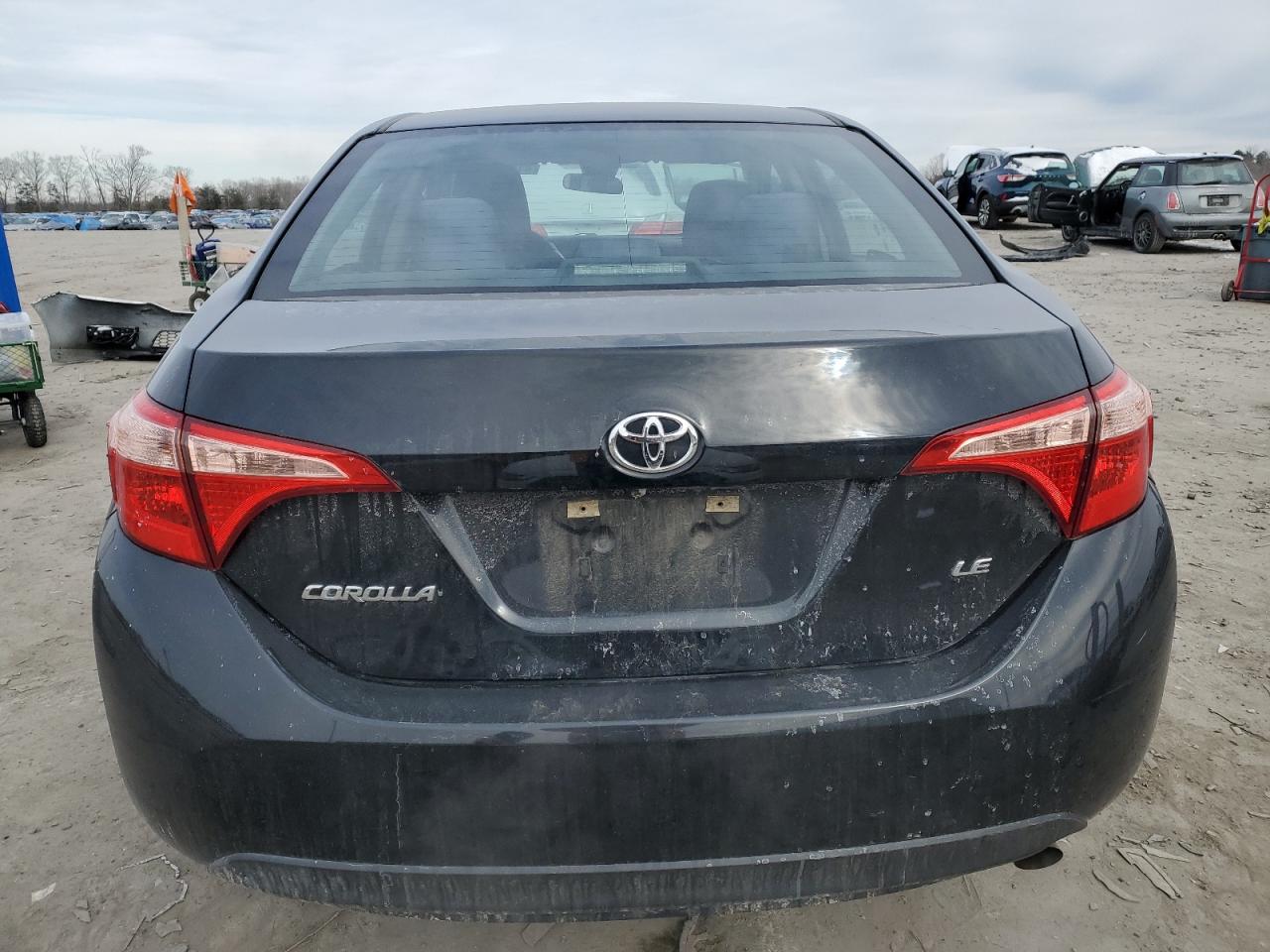 2018 Toyota Corolla - Image 6