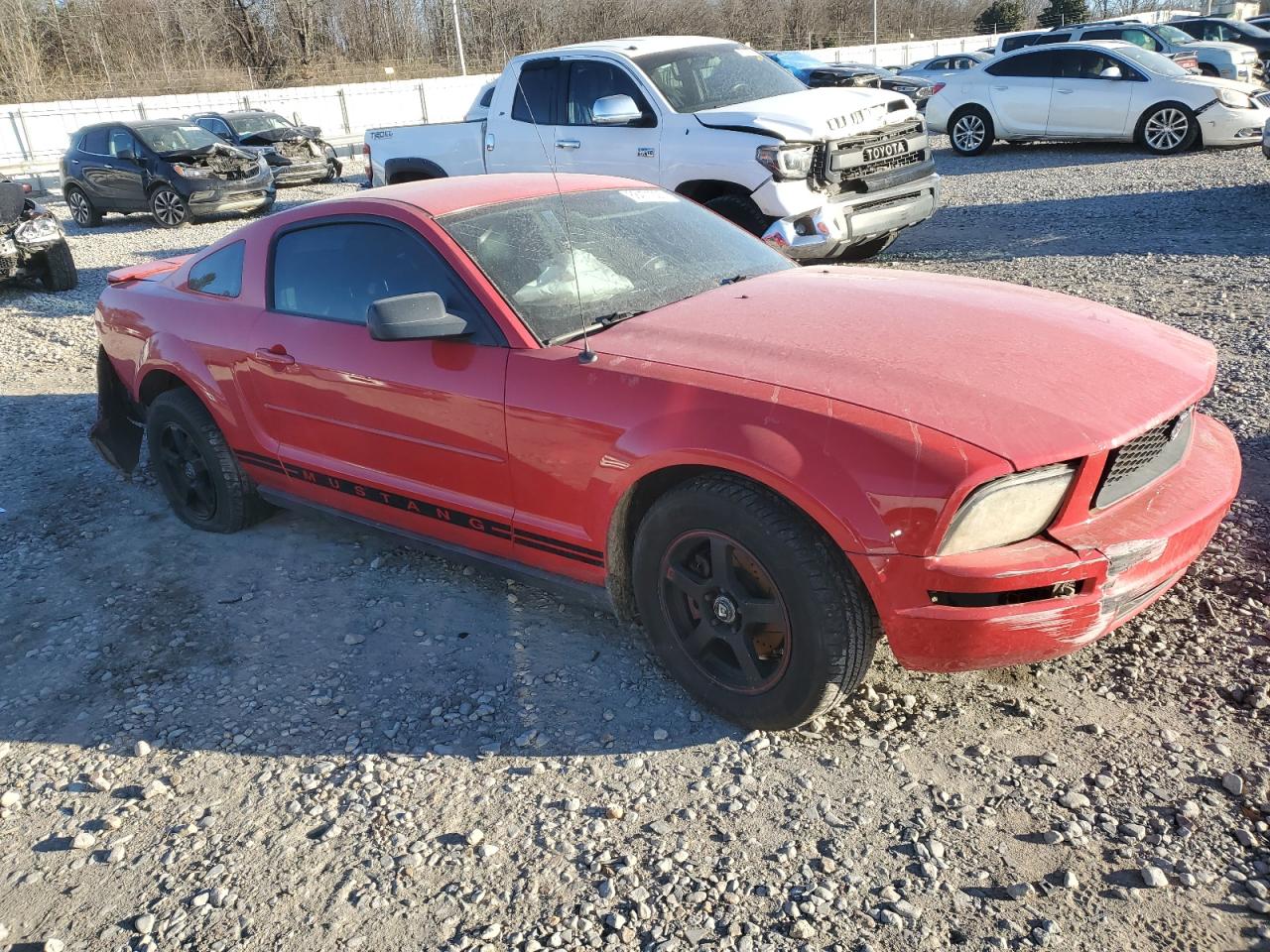 2008 Ford Mustang - Image 4