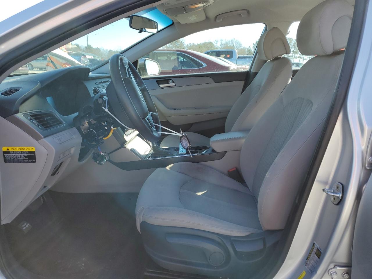 2017 Hyundai Sonata - Image 7