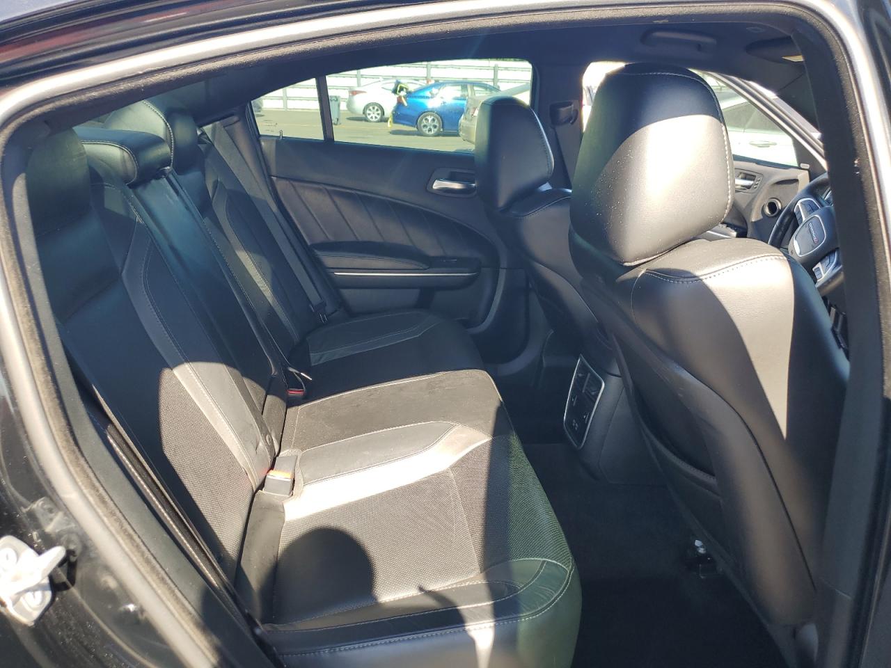 2018 Dodge Charger - Image 10
