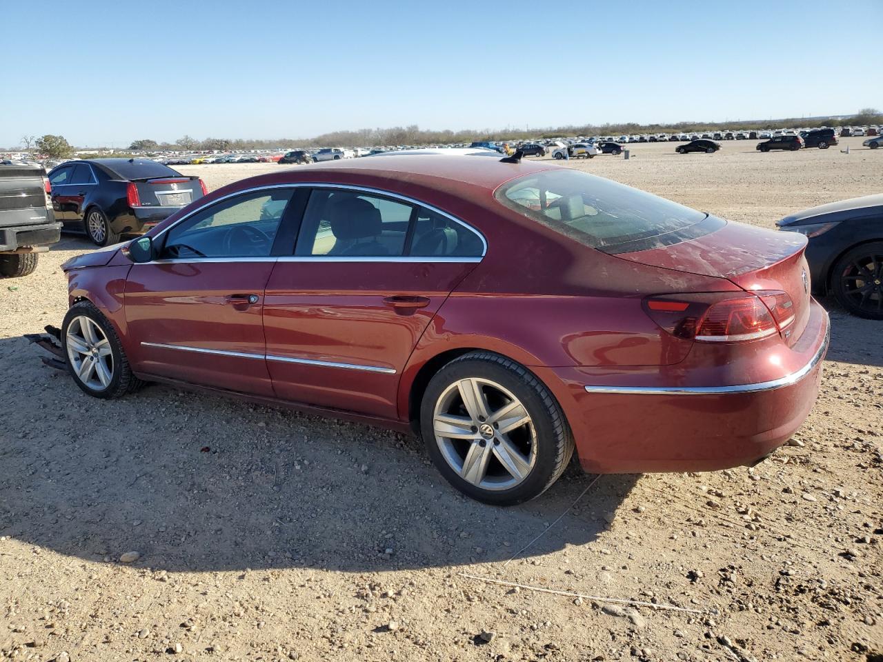 2014 Volkswagen Passat CC - Image 2