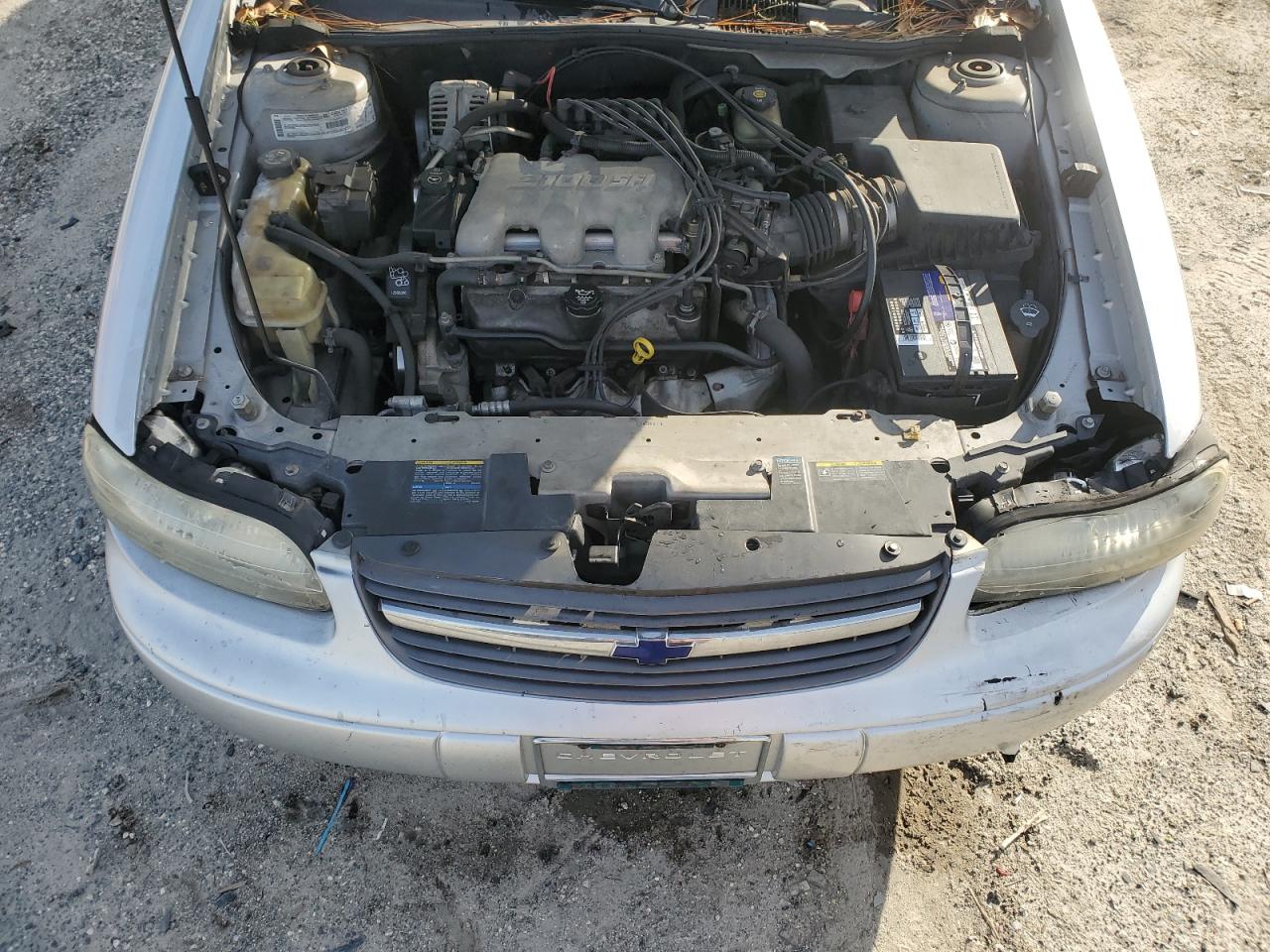 2003 Chevrolet Malibu - Image 11