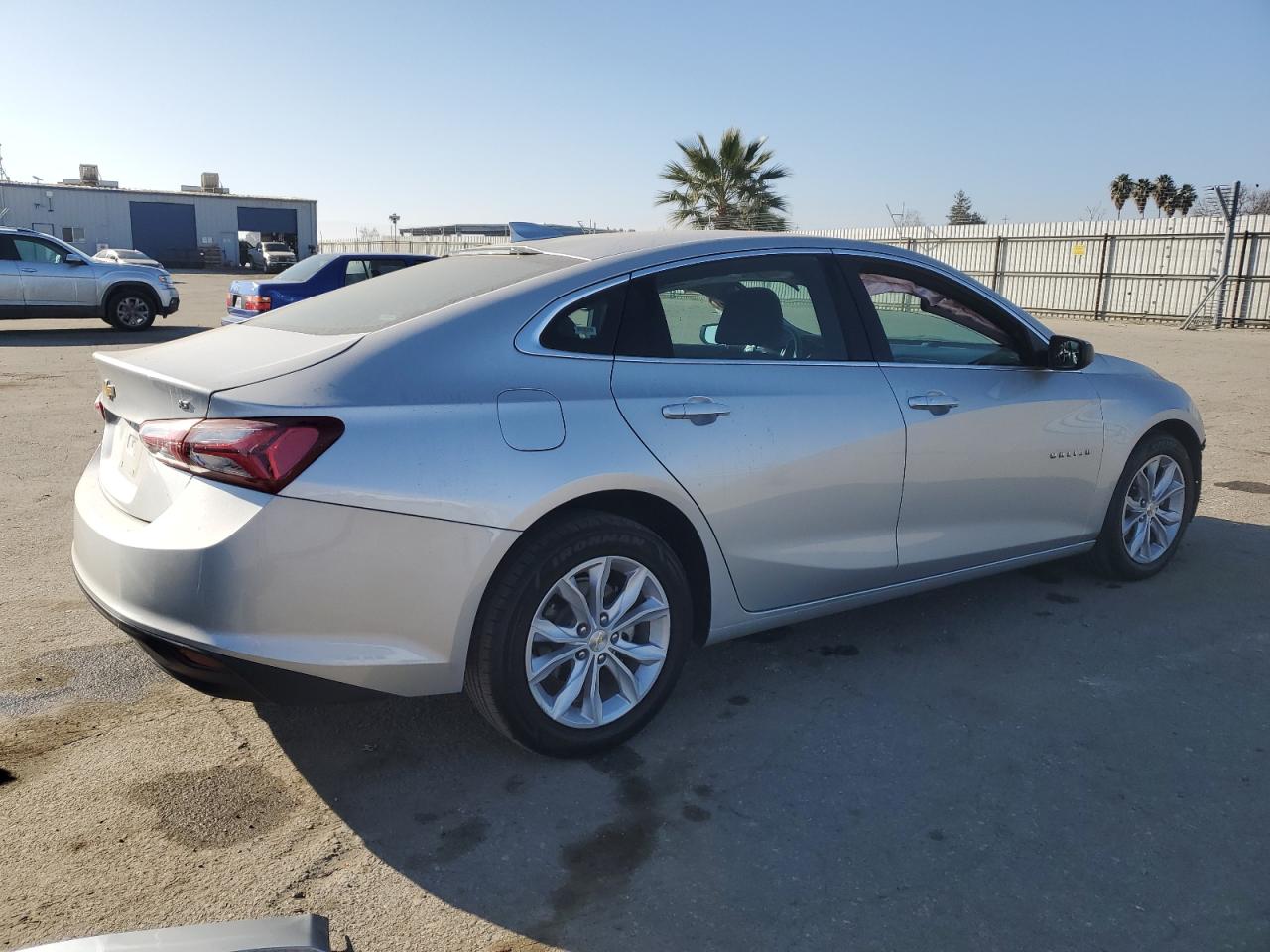 2022 Chevrolet Malibu - Image 3