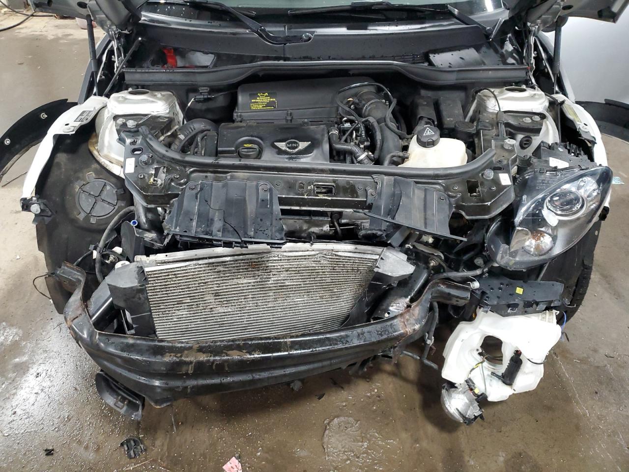 2014 MINI Cooper - Image 13