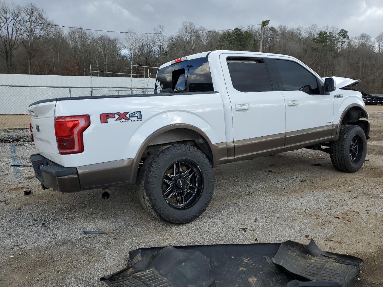 2015 Ford F-150 - Image 3