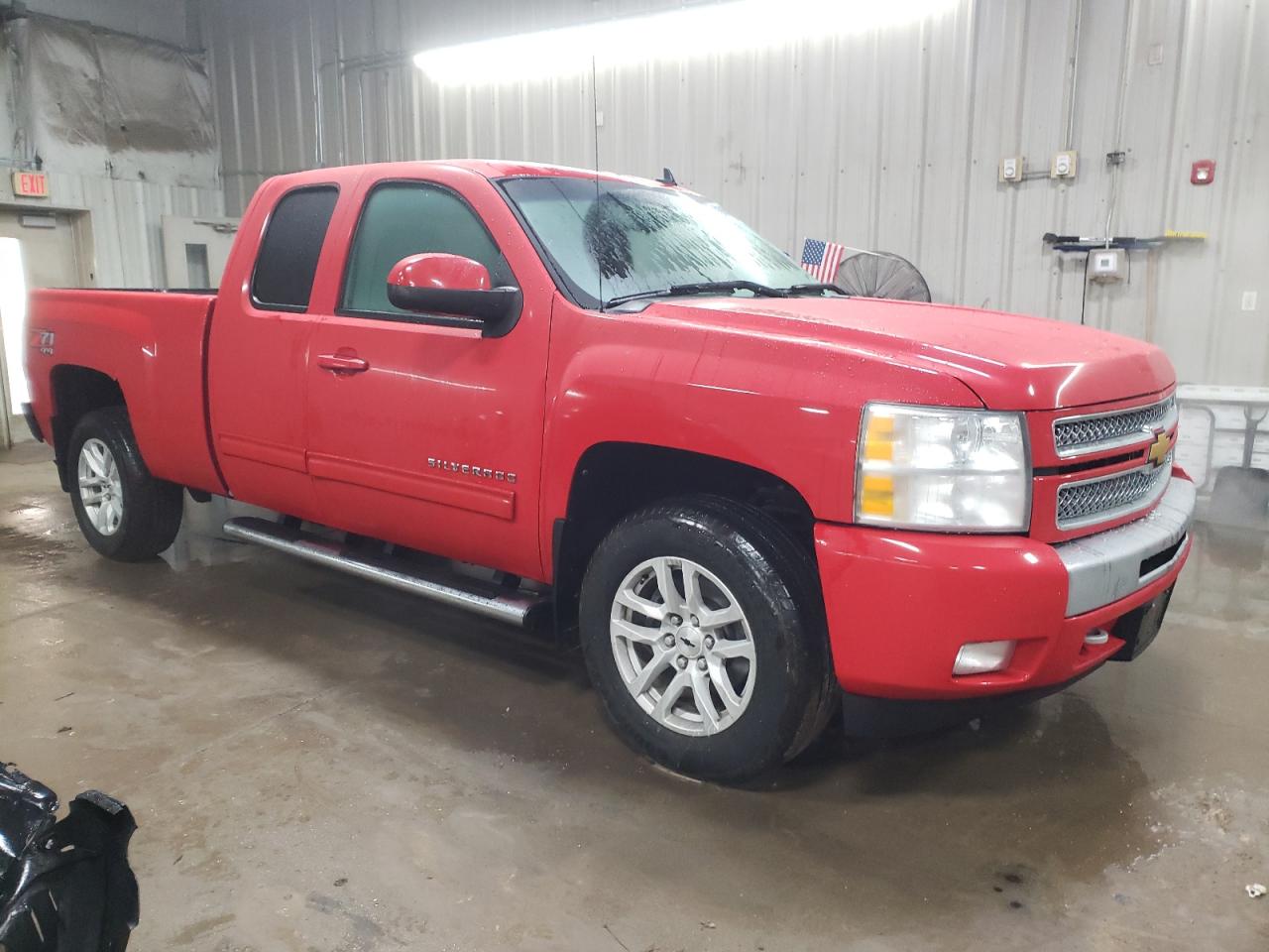 2012 Chevrolet Silverado - Image 4