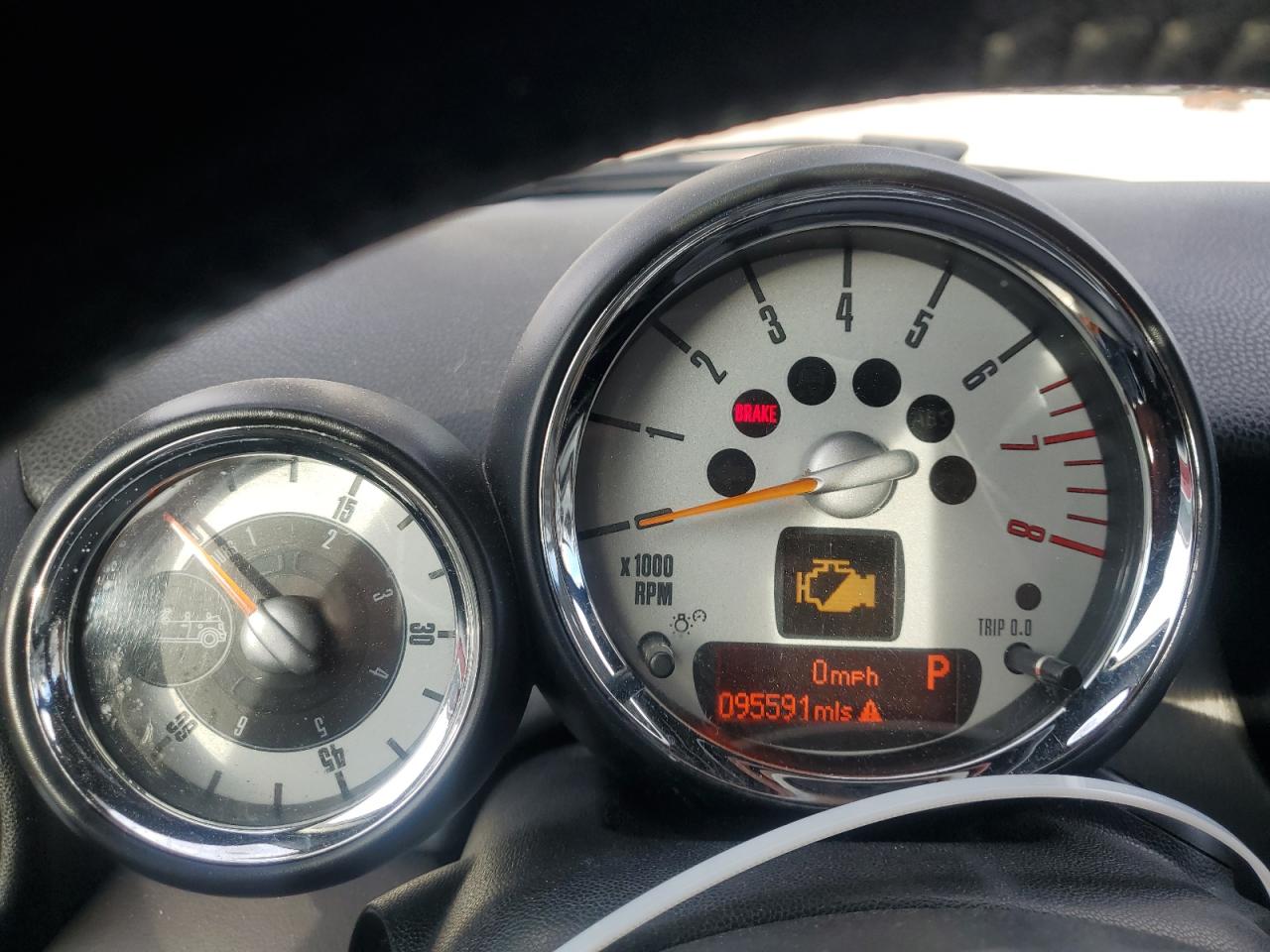 2014 MINI Cooper - Image 9