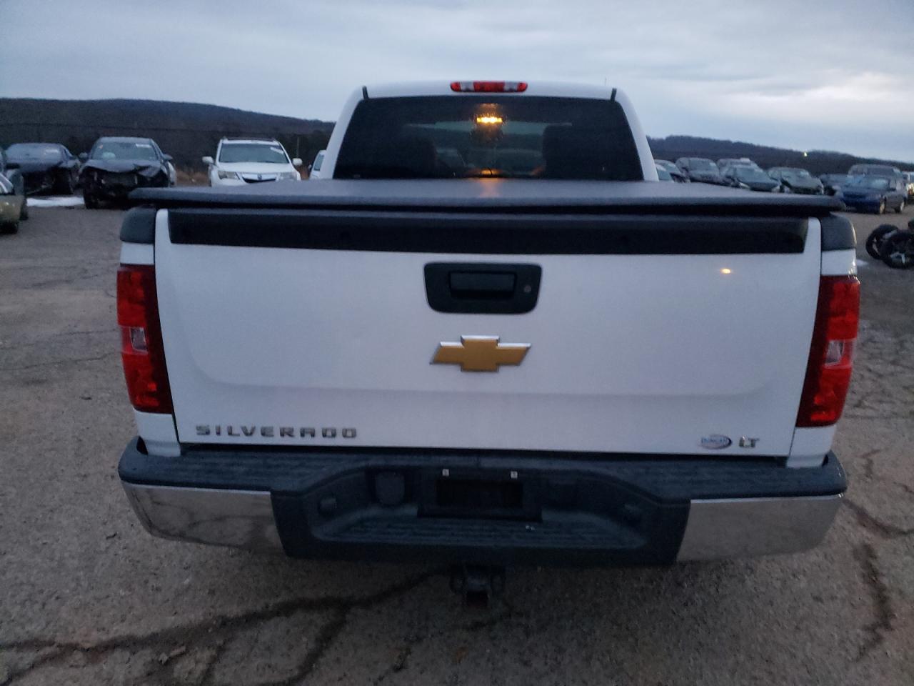 2013 Chevrolet Silverado - Image 6