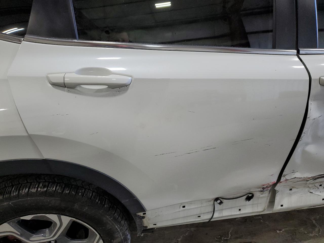 2017 Honda CR-V - Image 11