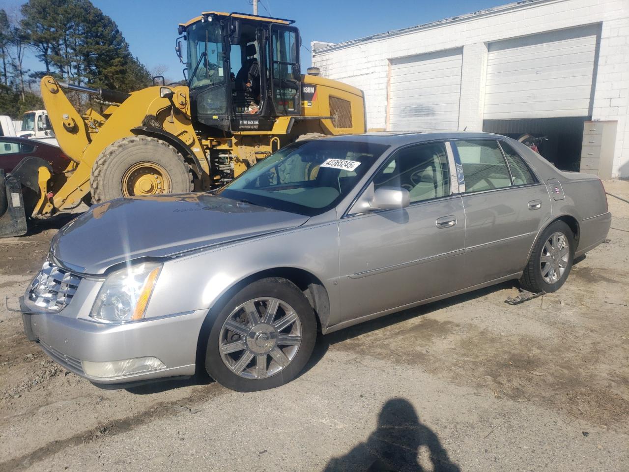 2006 Cadillac DTS - Image 1