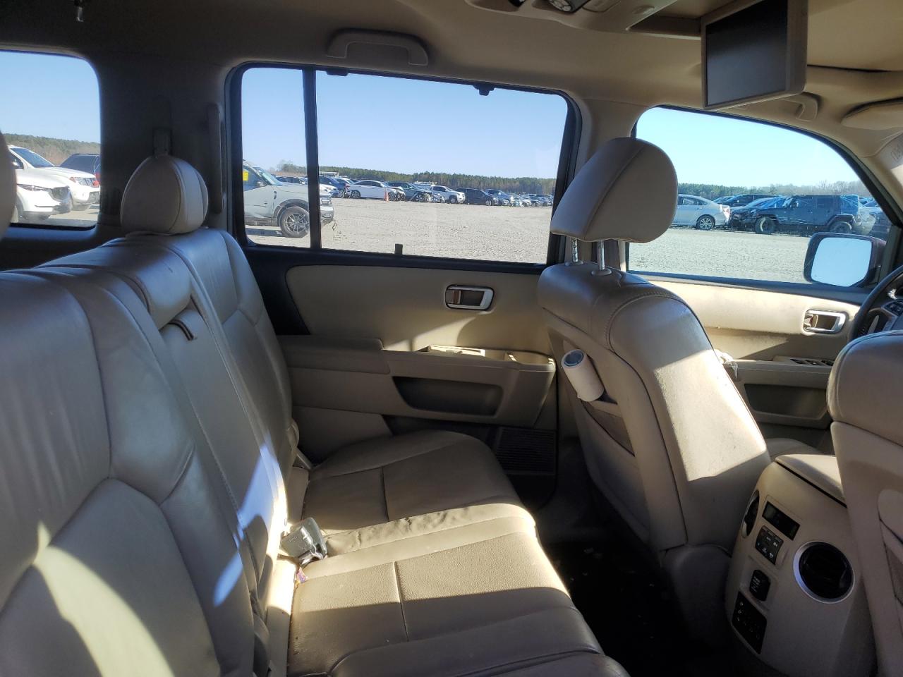 2011 Honda Pilot - Image 10